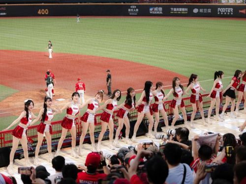 味全龍2026天母主場華麗開幕，打造全齡客群都喜愛的棒球樂園！